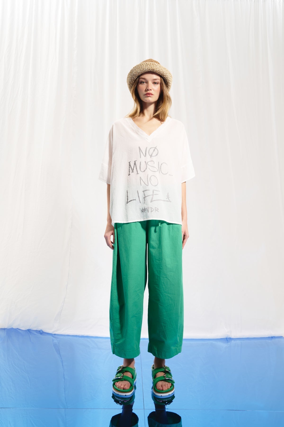 White T-shirt 17064
