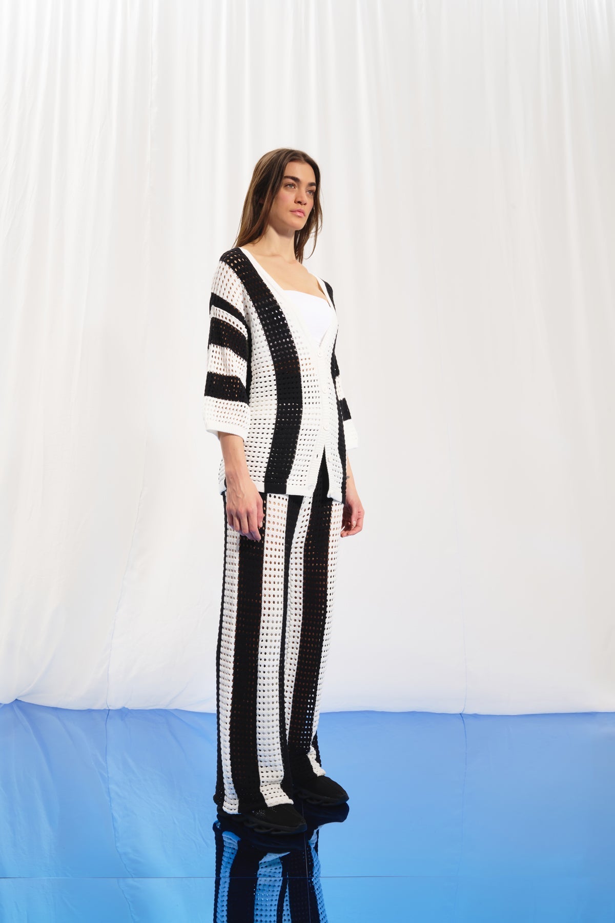 Black Off White Cardigan 17174