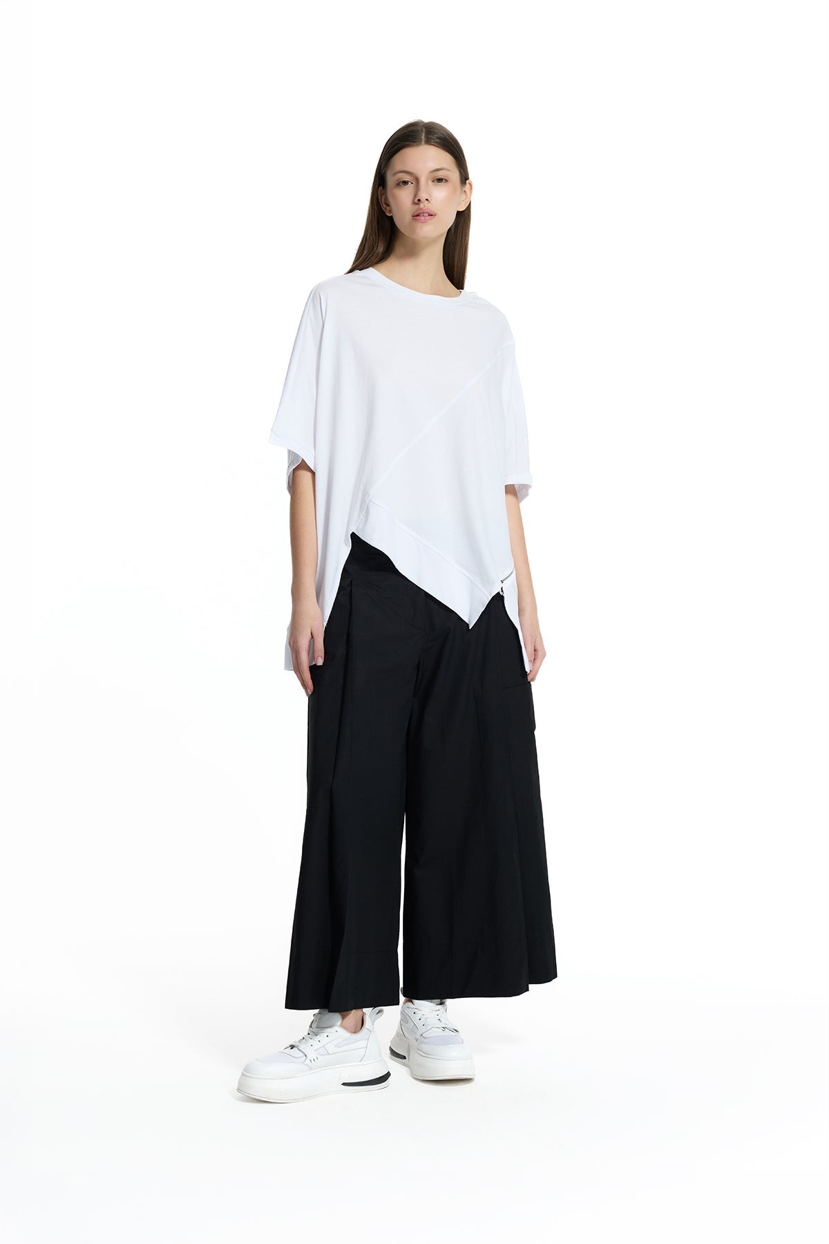 White Asymmetric Zip Detail Oversize T-shirt 19015
