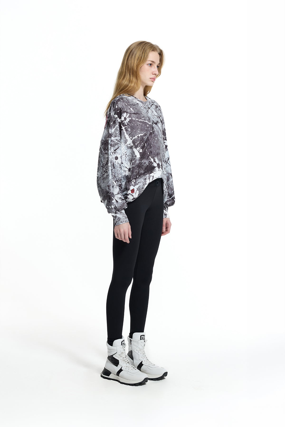 Black White Paint Effect Patch Detail Crop Sweatshirt 19046
