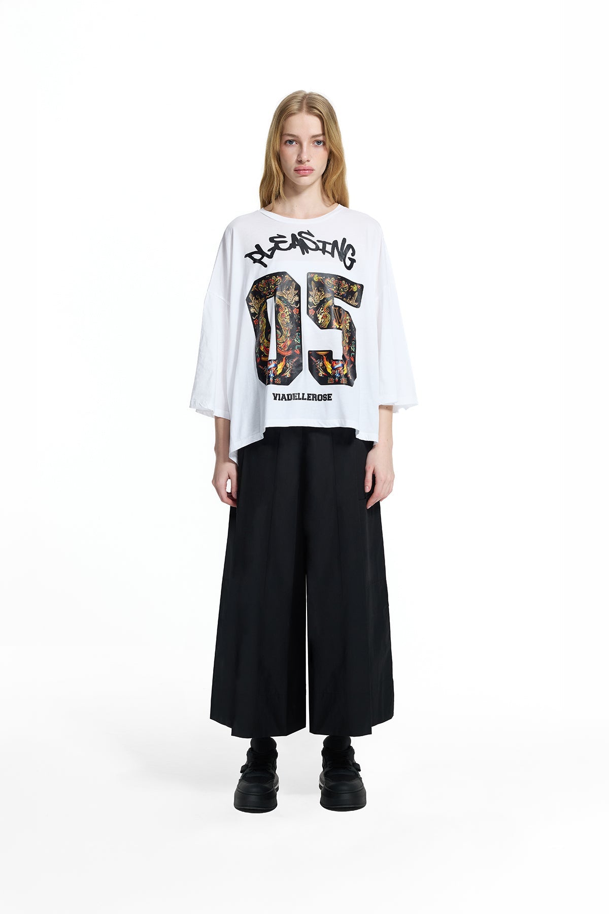 White Baroque Graphic Print Crop Oversize T-shirt 19082
