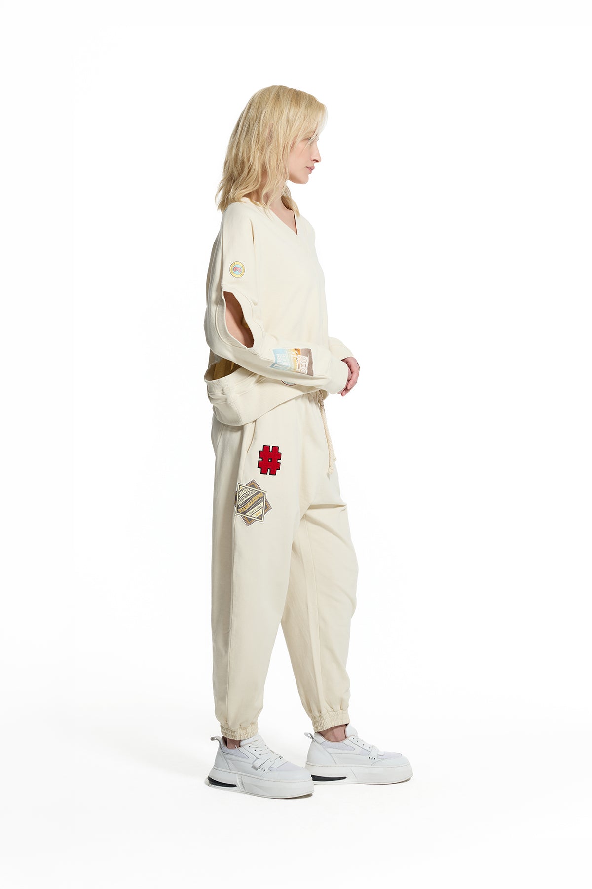 Cream Shoulder Cut-out Patch Detail Crop Sweatshirt 19100