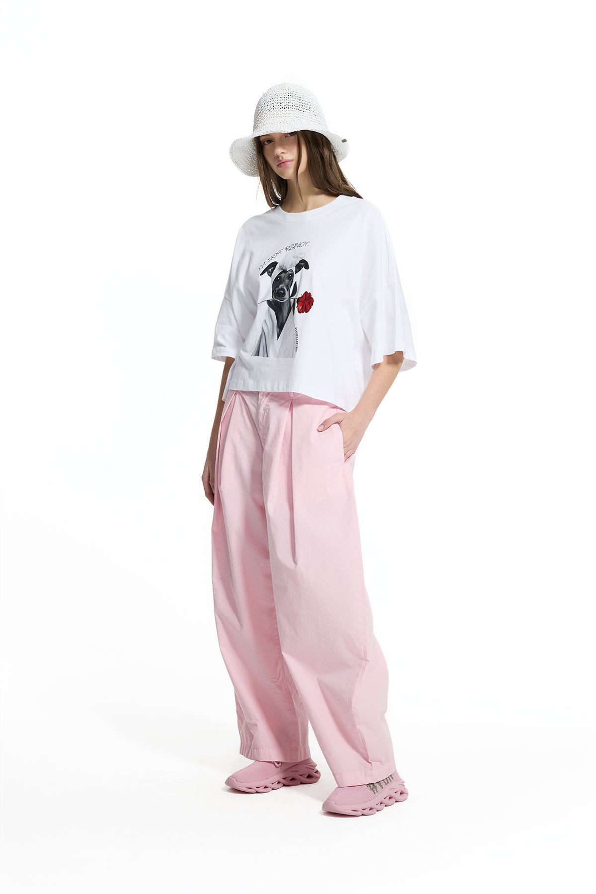 White Graphic Print Crop T-shirt 19106