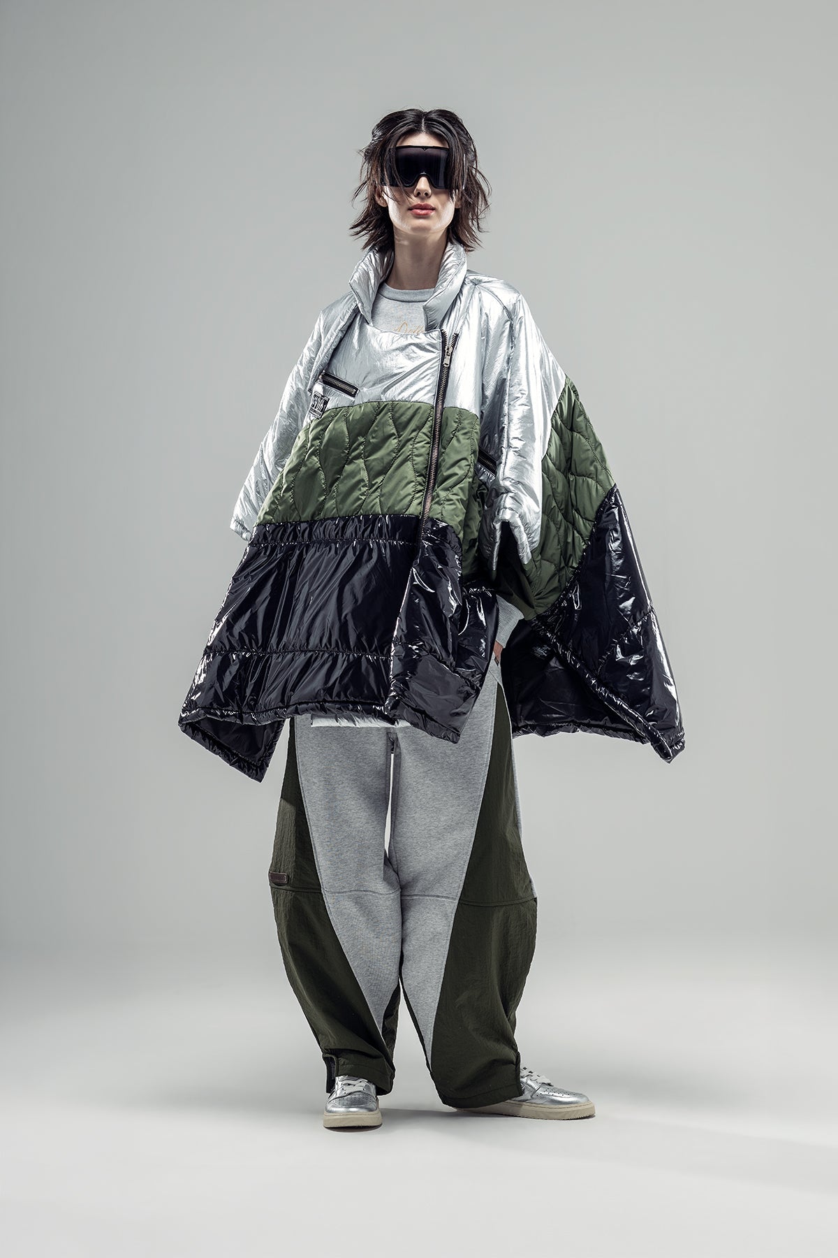 Silver Khaki Black Poncho 20239