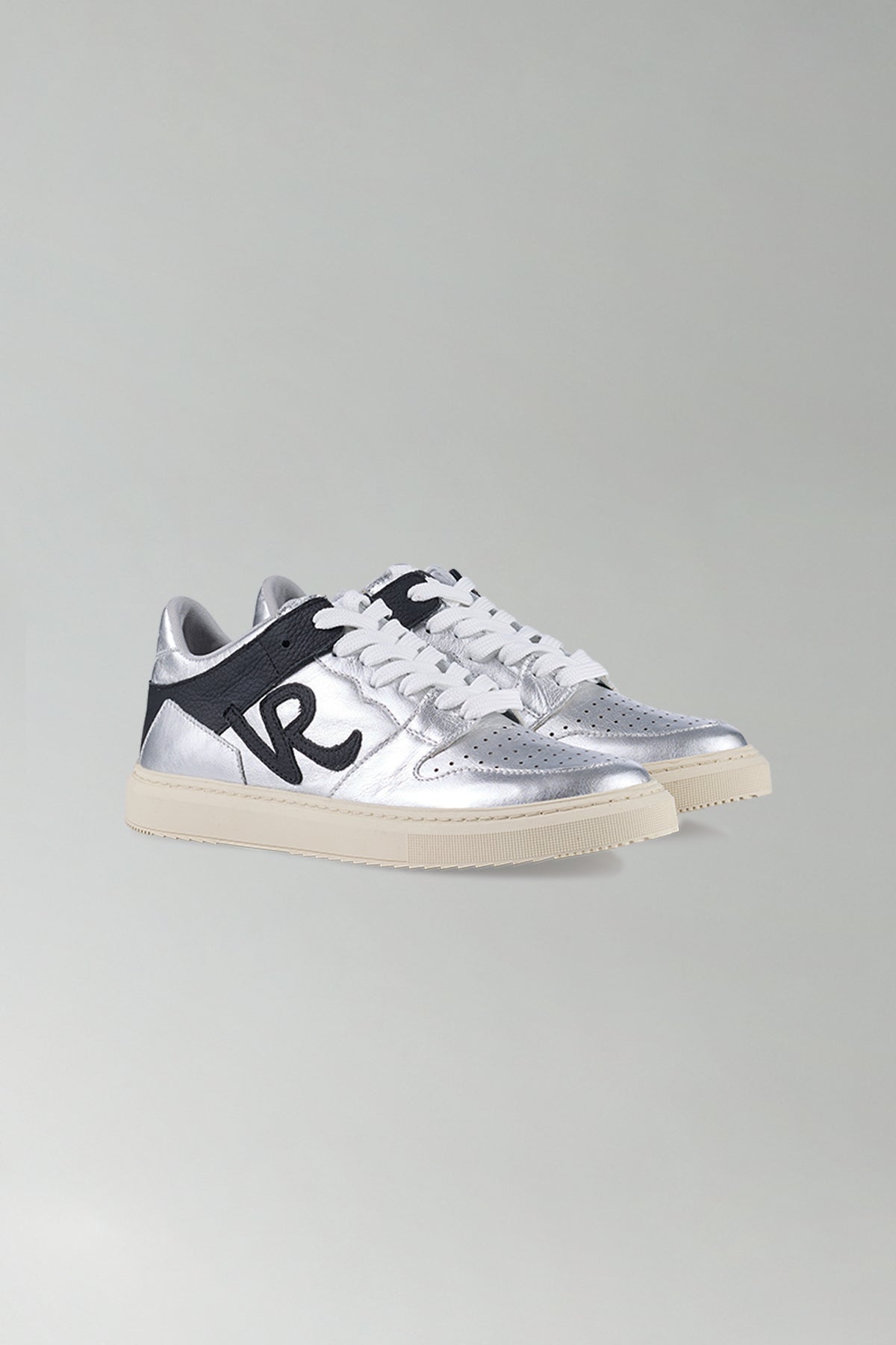 Silver Black Sneakers Jorg