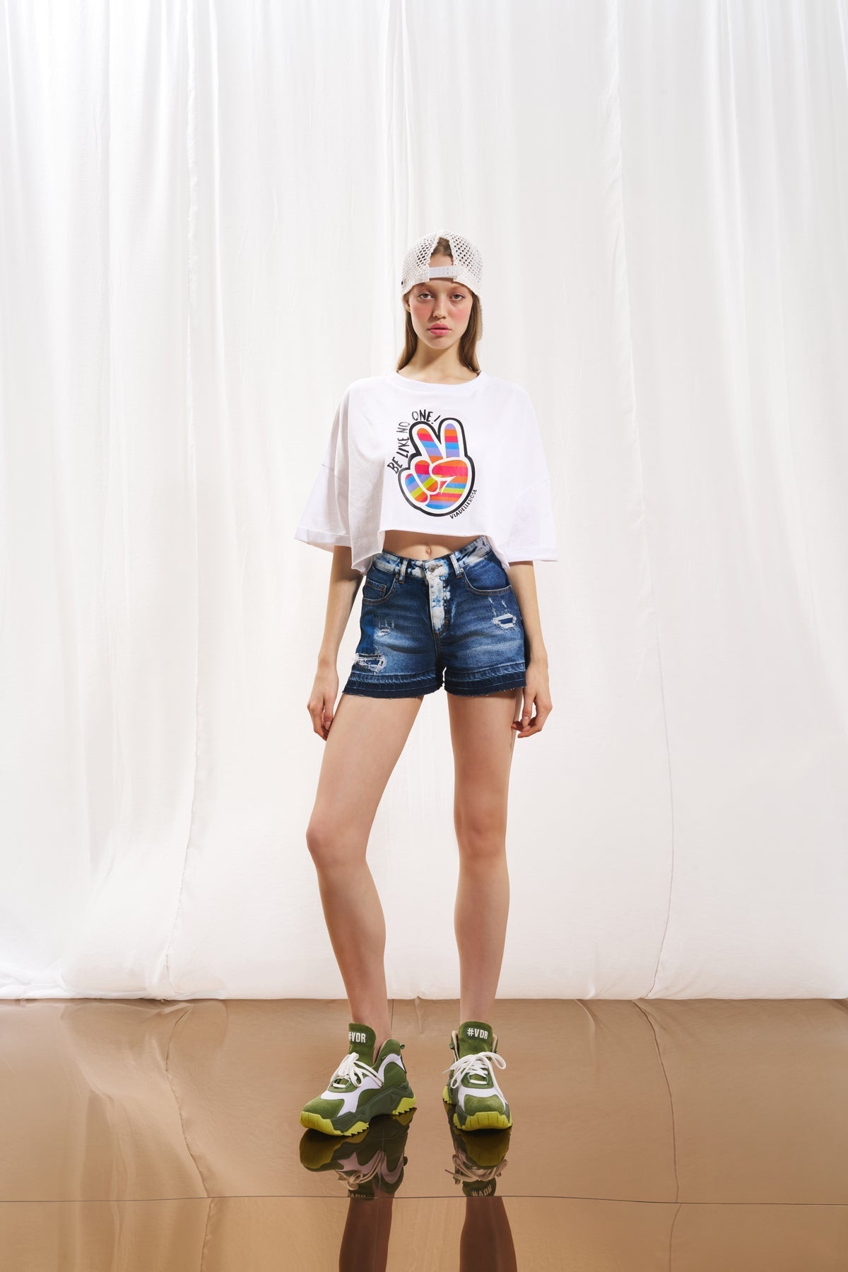 White T-shirt 17065