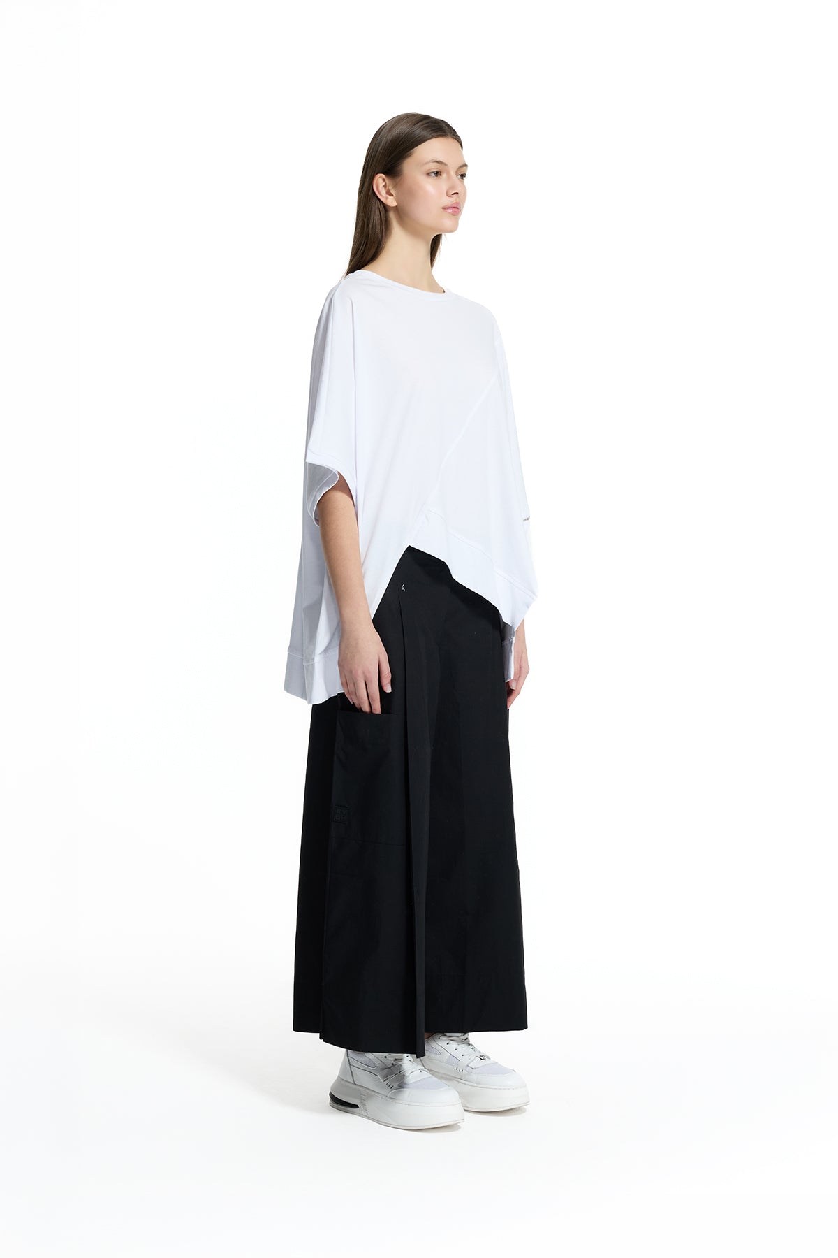 White Asymmetric Zip Detail Oversize T-shirt 19015