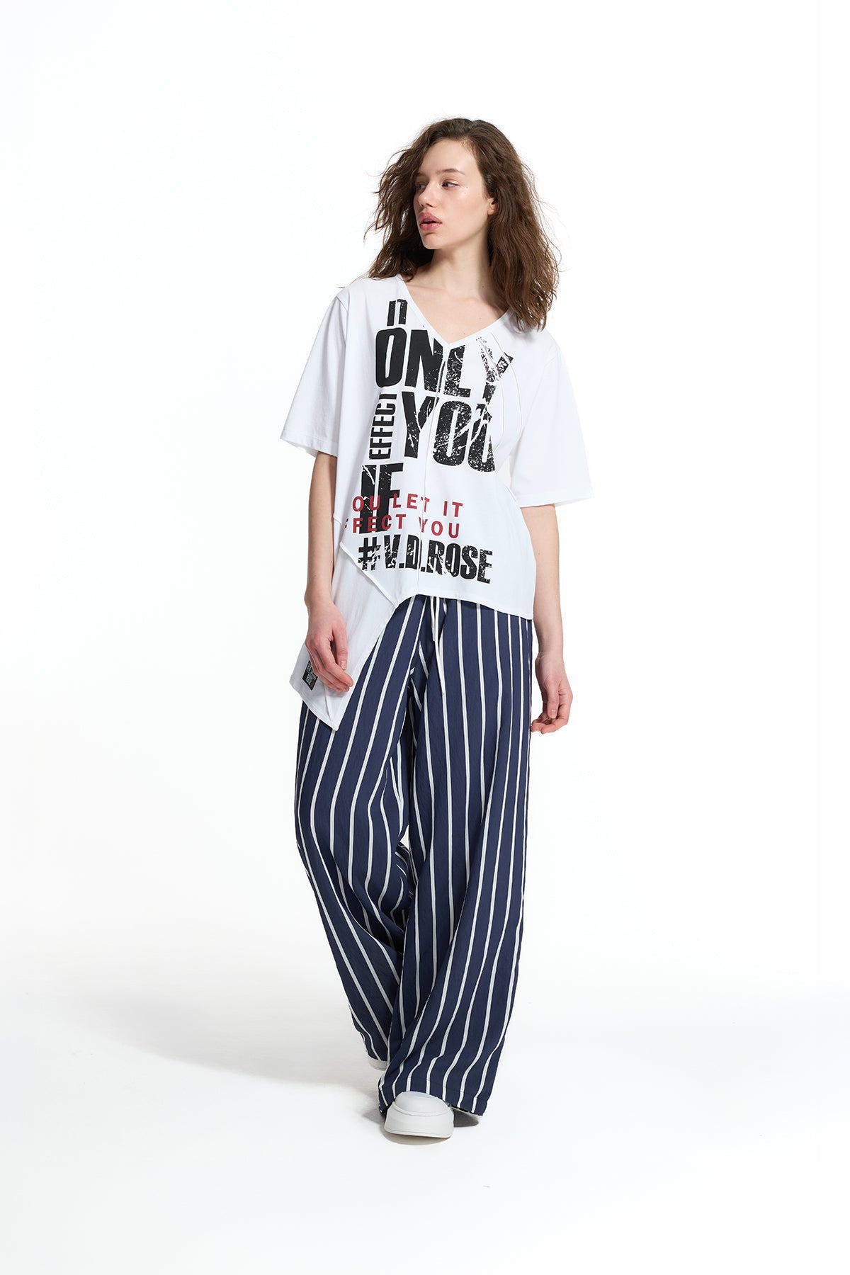 White Graphic Asymmetric T-shirt 19140