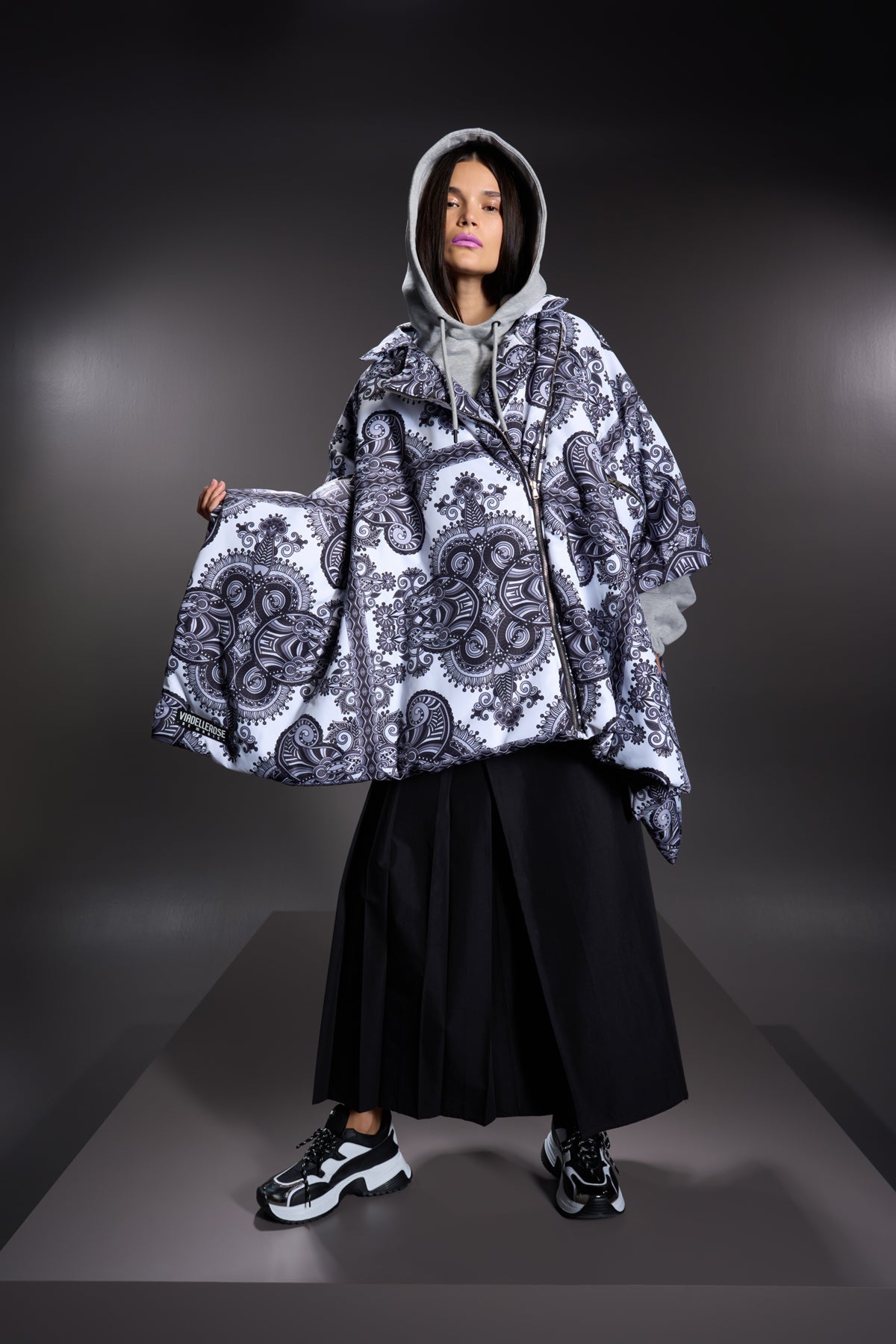 Nero Bianco Poncho 16094