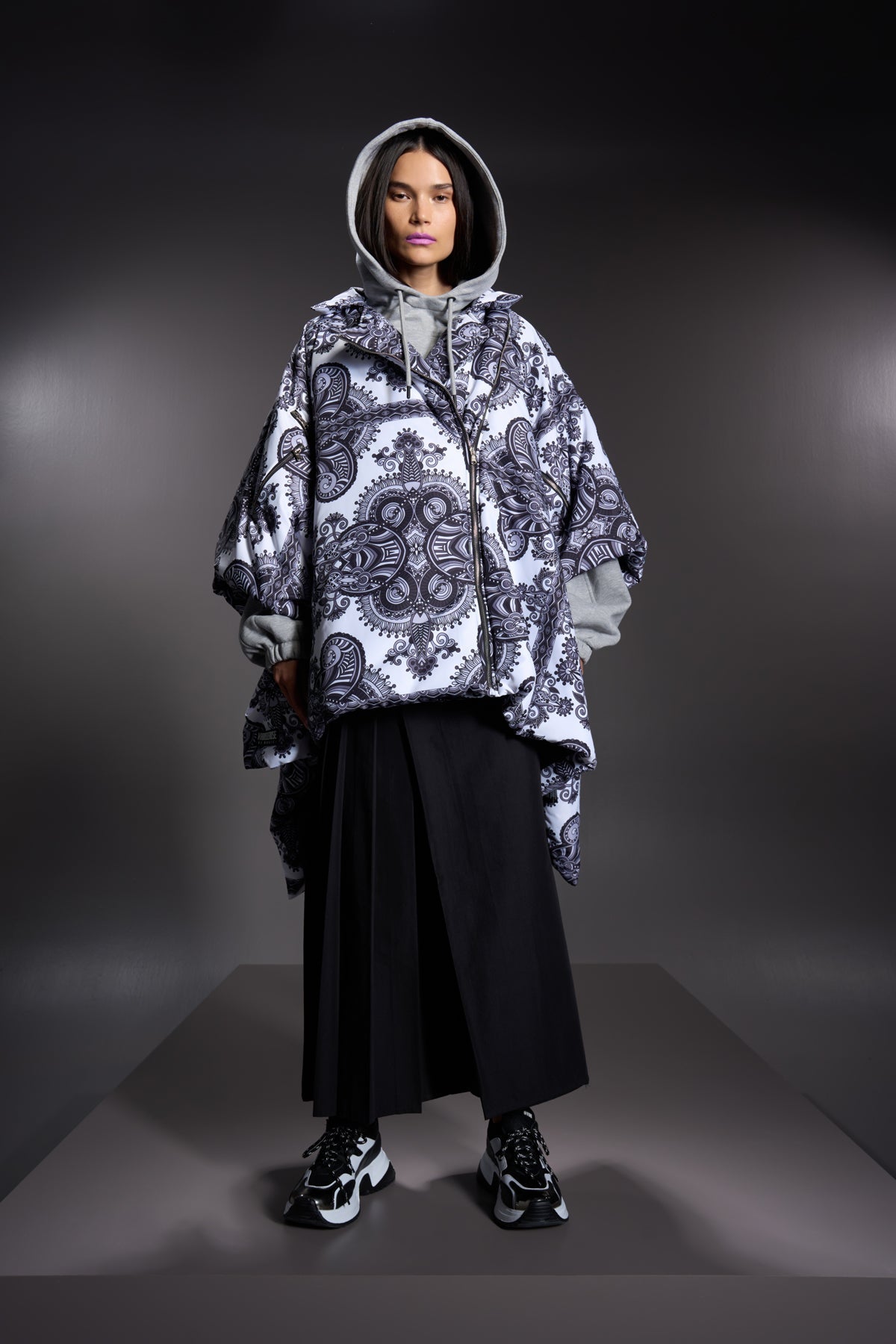 Nero Bianco Poncho 16094