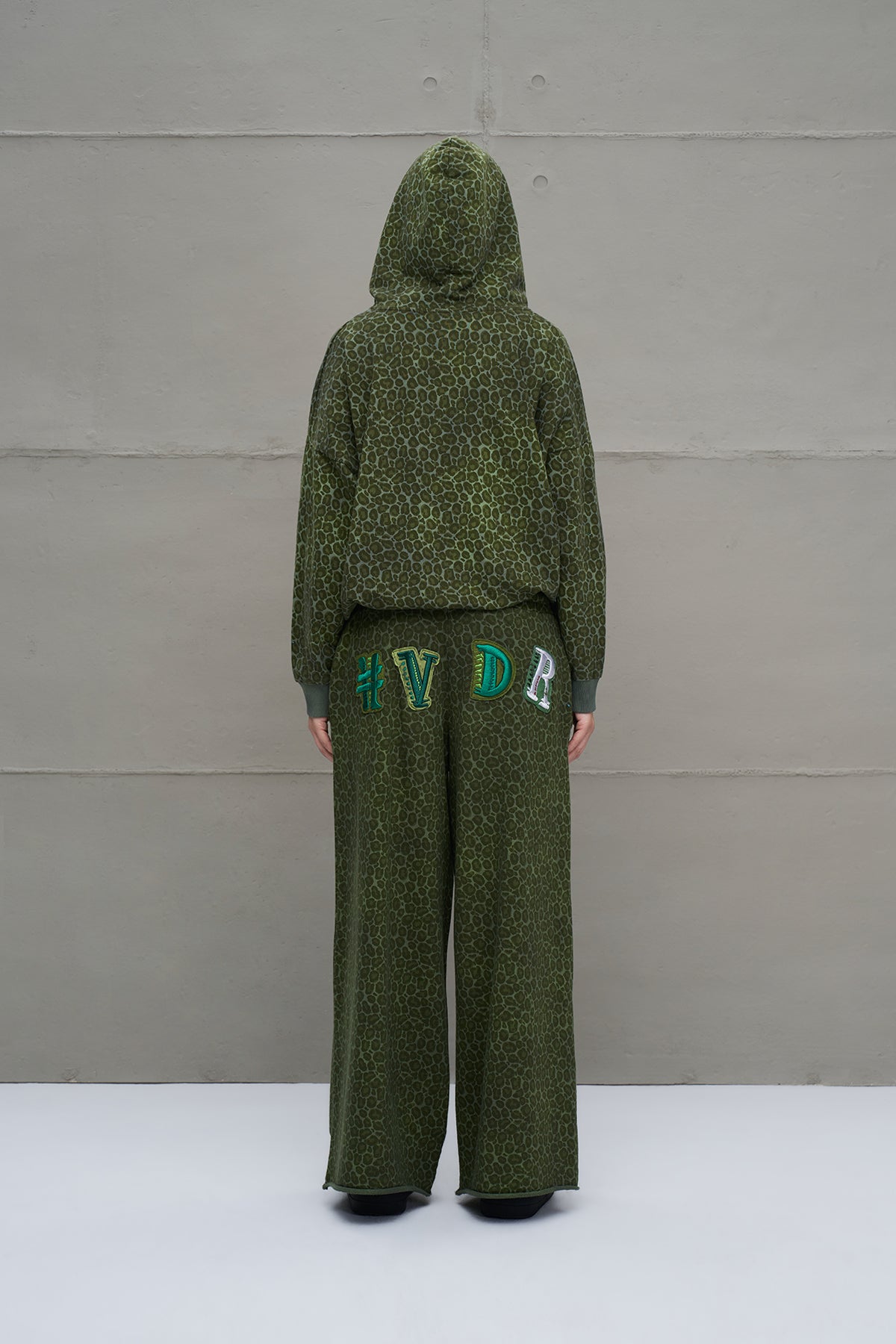 Green Slogan Oversized Sweatshirt 18016