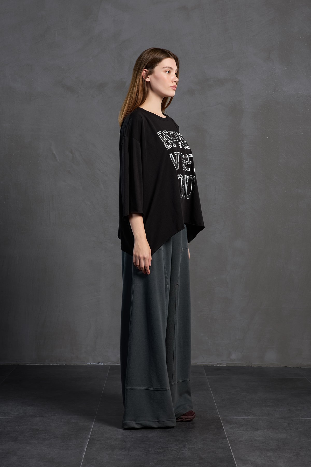 Black Slogan Asymmetric Oversized T-shirt 18035
