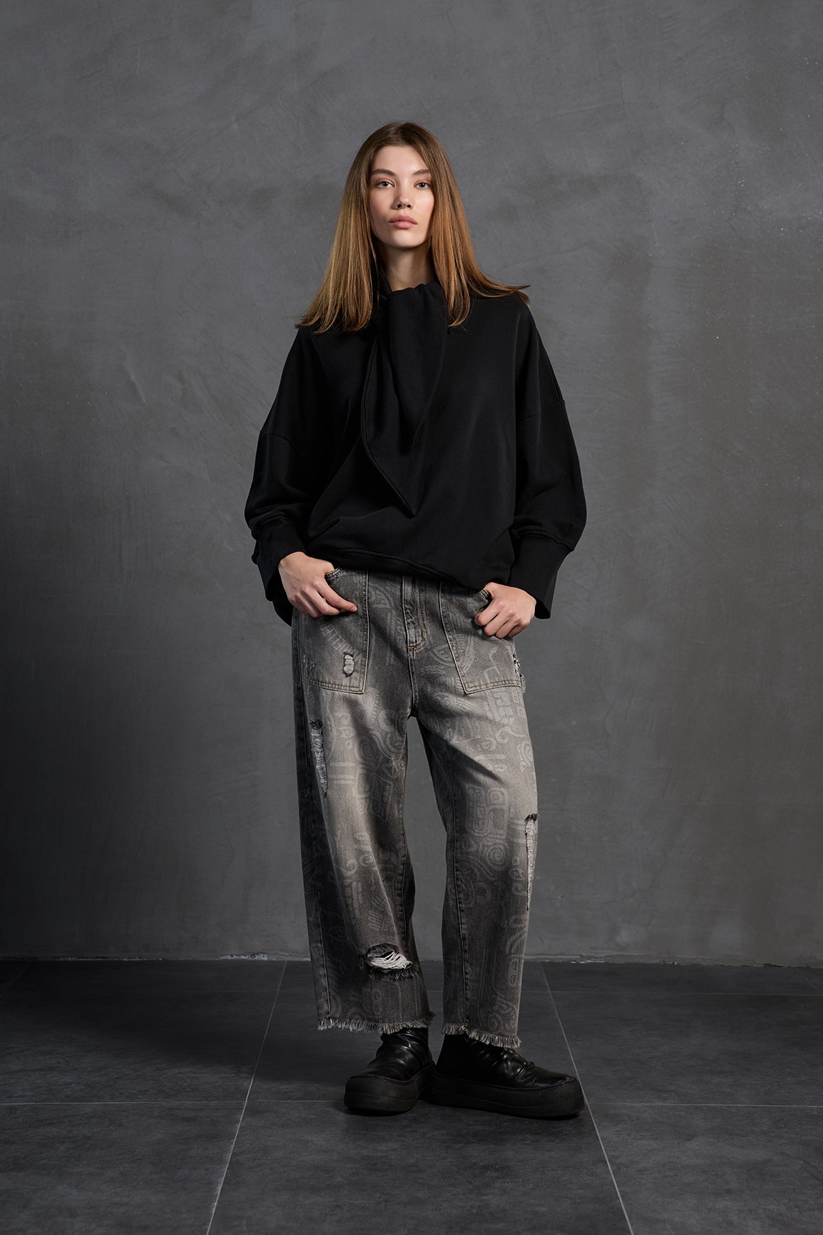 Black Shawl-detail Oversized Sweatshirt 18162