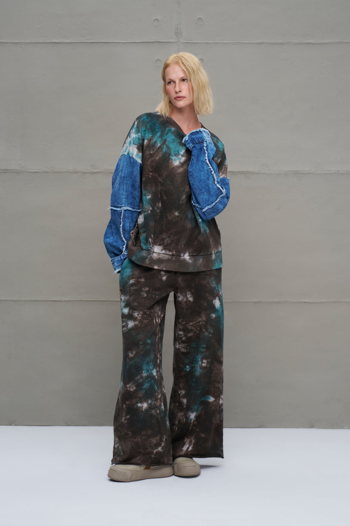 Brown Green Denim Sleeve Tie-dye Oversize Sweatshirt 18221