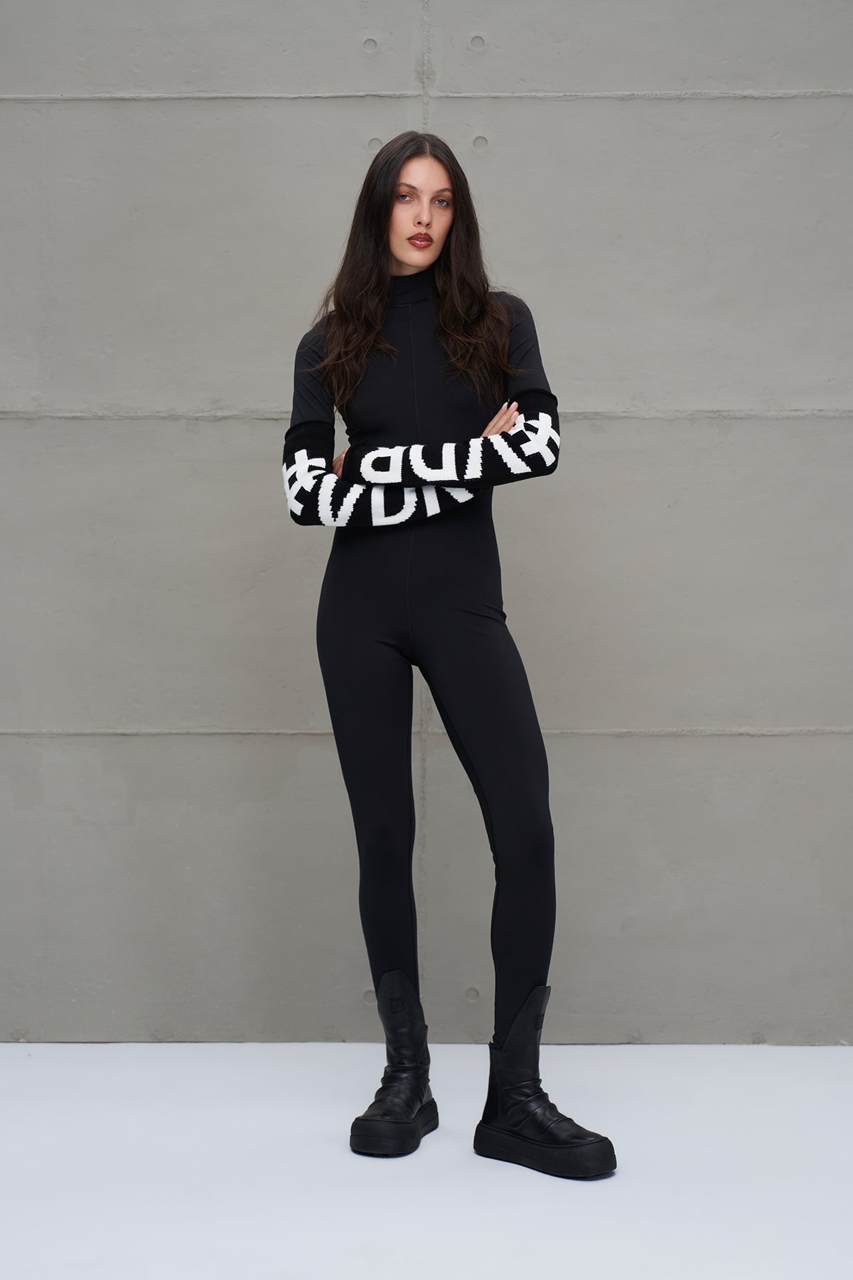 Black White Logo Detailed Armless 18287