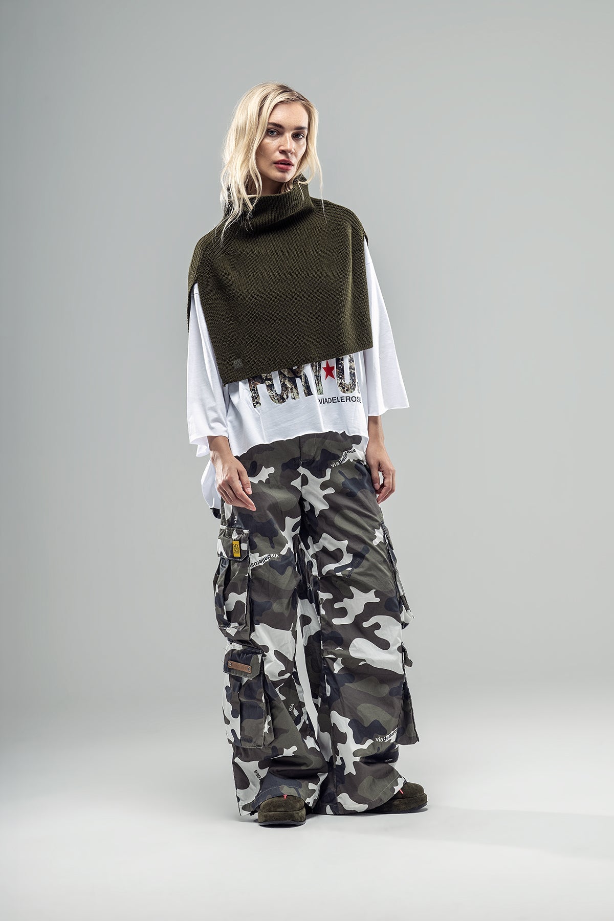 Green Poncho 20015