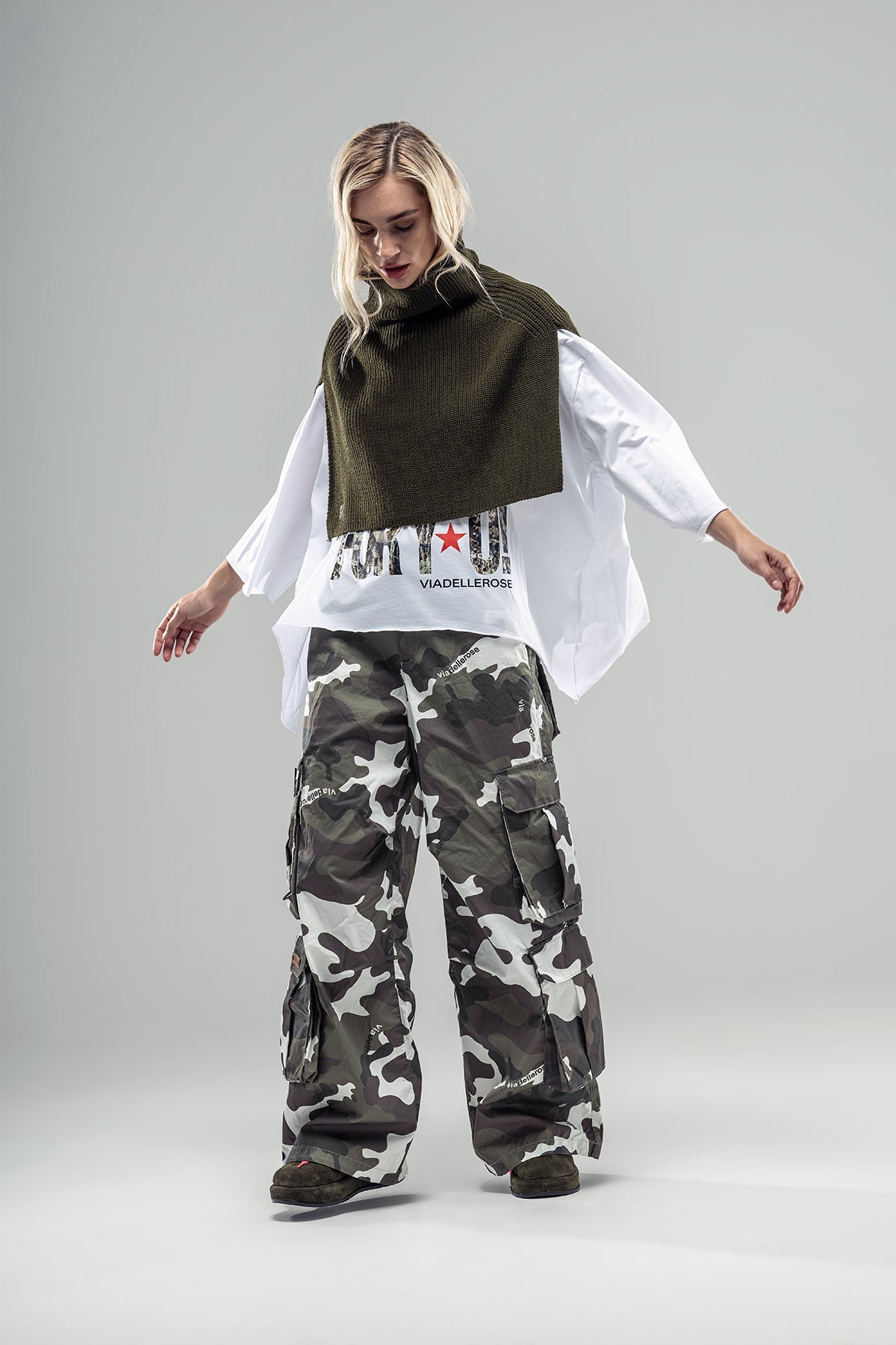 Green Poncho 20015