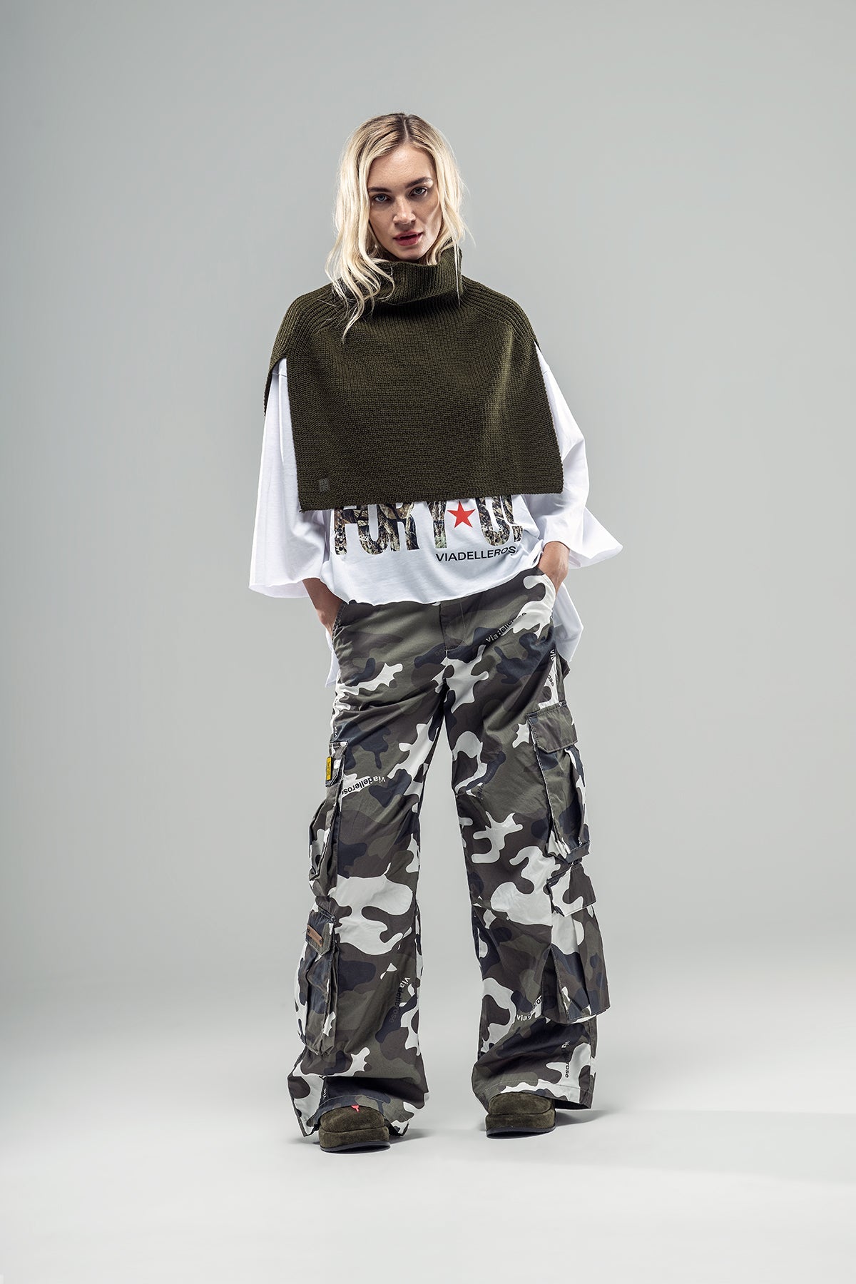 Green Poncho 20015