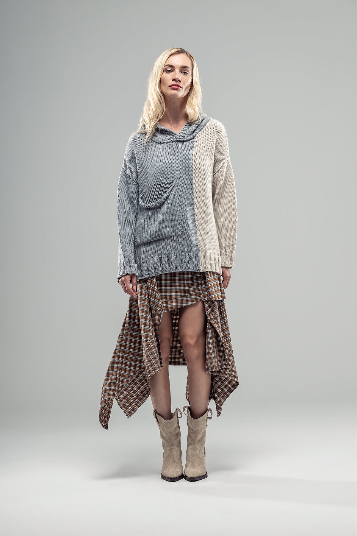 Grey Beige Knit Sweater 20022