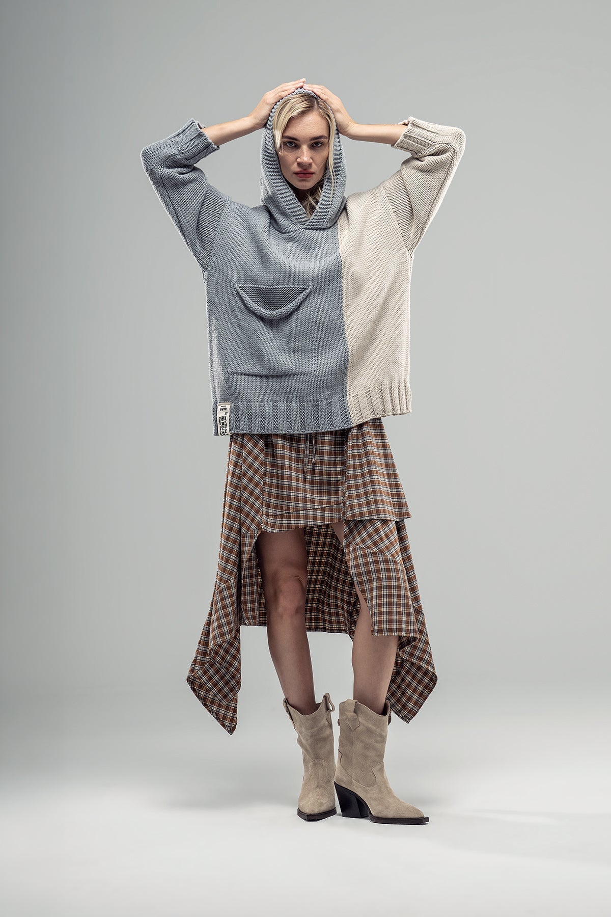 Grey Beige Knit Sweater 20022
