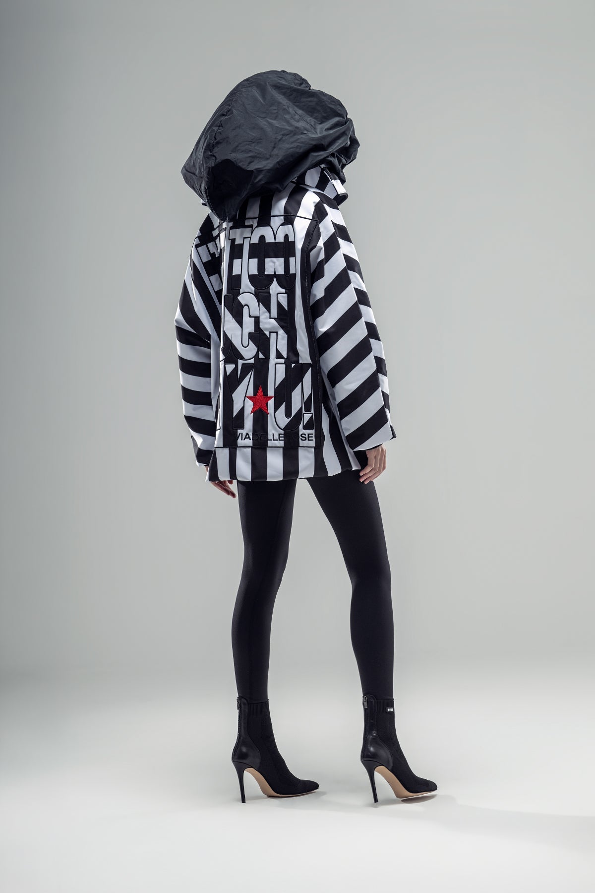 Black White Blouson 20241