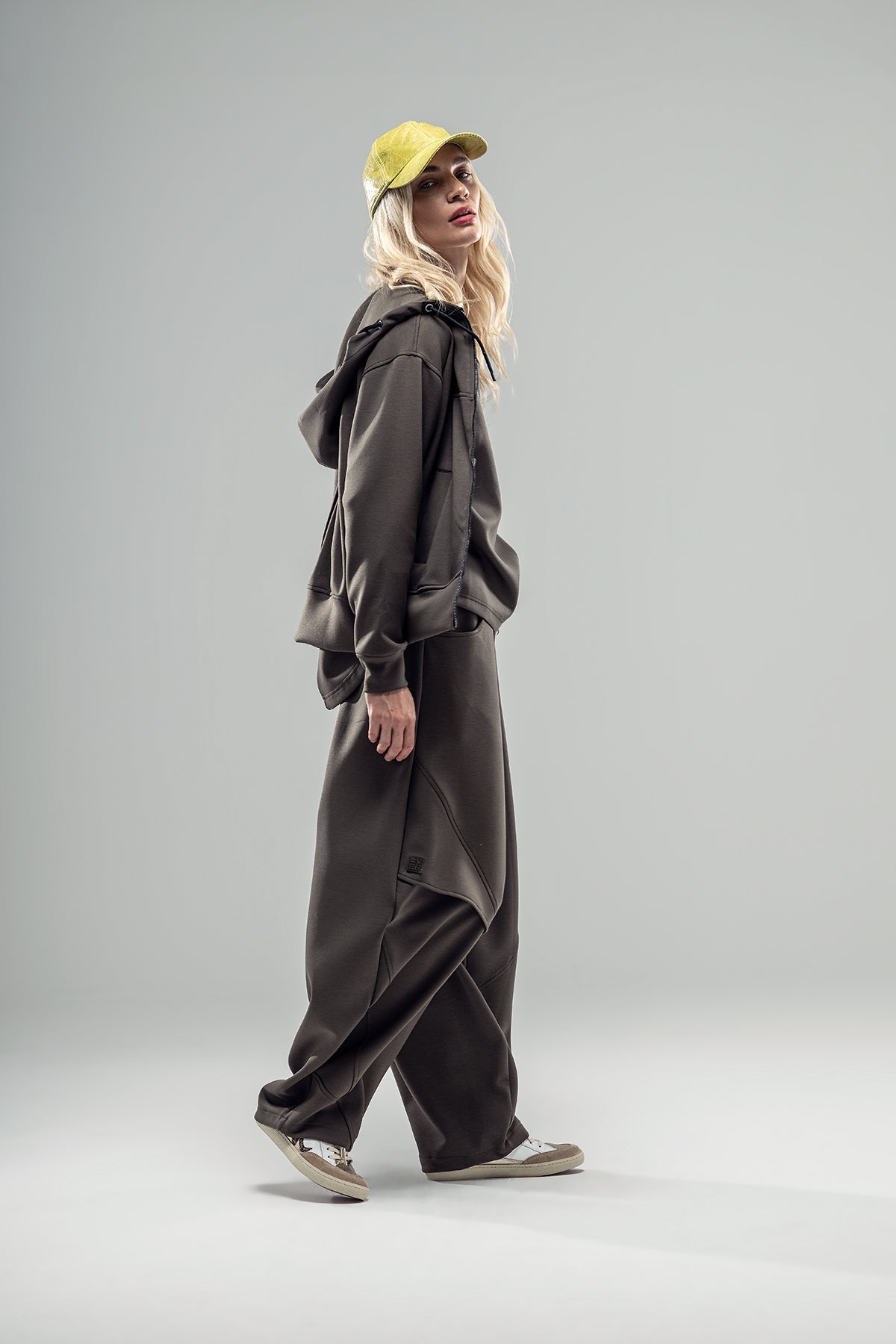 Khaki Sweatshirt 20247