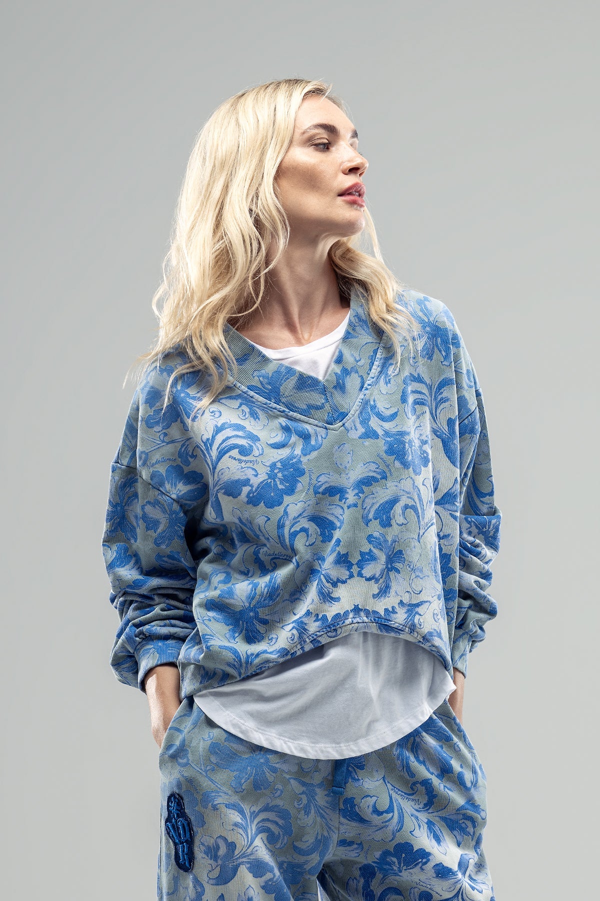 Indigo Blue Sweatshirt 20259